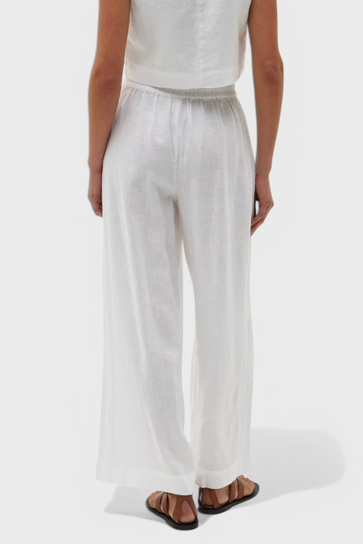 Avelina Two-Piece Set with Relaxed Minimalist Silhouette