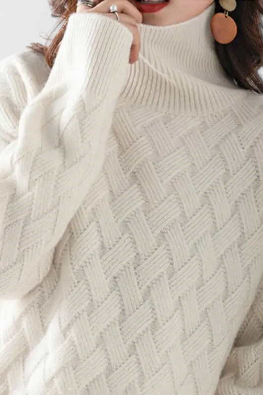 Barbara Luxe Chainette Cashmere Turtleneck